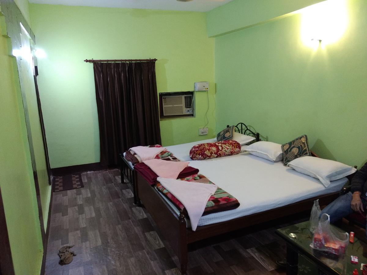 Hotel Shreya 부바네스 외부 사진